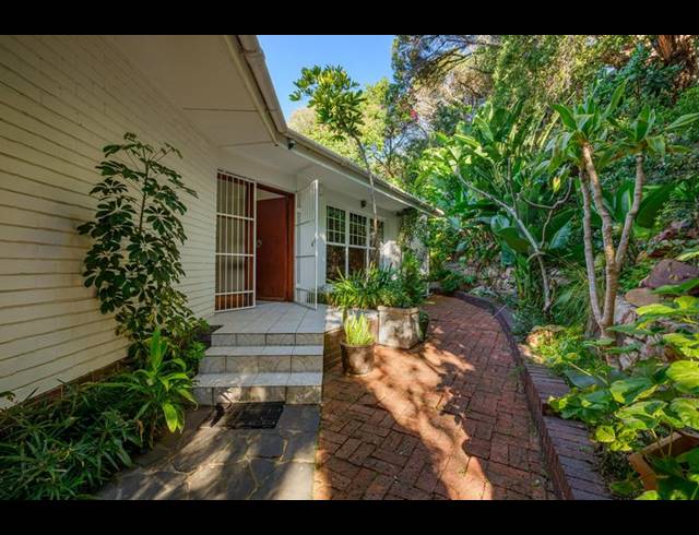 5 BEDROOM HOUSE FOR SALE IN WALMER